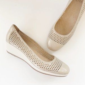 Naturalizer Brylee Perforated Metallic Wedge Gold